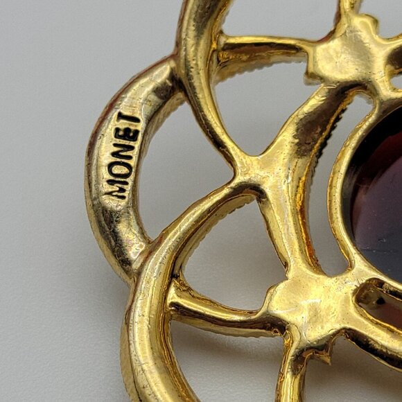 Vintage Monet Flower Brooch Gold Tone Clear And Red Rhinestone 45 mm Signed - Picture 5 of 7